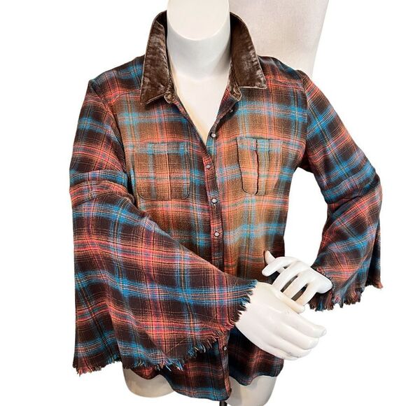 Hobo chic flannel shirt. This is a boutique piece. Let me take you on a tour. - Picture 1 of 14